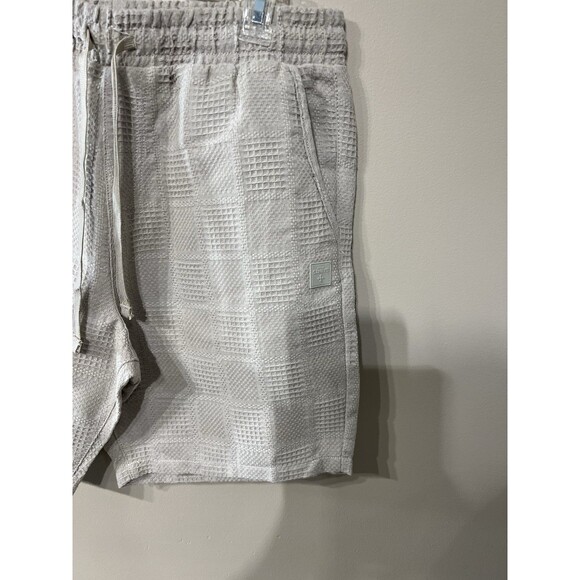 SAINTS STUDIO Men's Shorts Size Large Beige Textured Casual Cool Logo Pockets - Picture 11 of 13